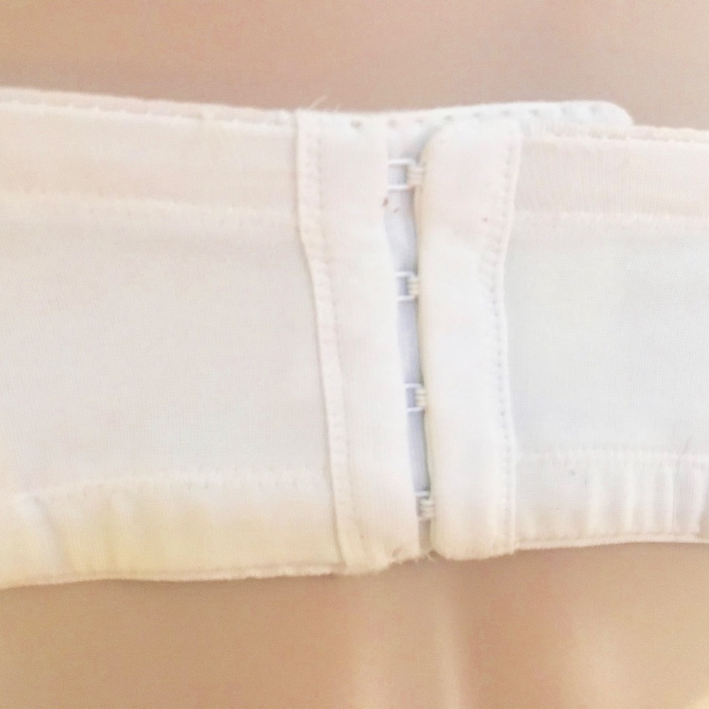 Cacique Bra; Strapless, Light Padding, Underwire,… - image 3